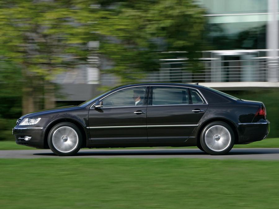  Volkswagen Phaeton V8 2007 года  (фото 20 из 23)